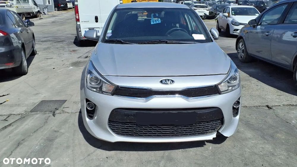 Kia Rio - 3