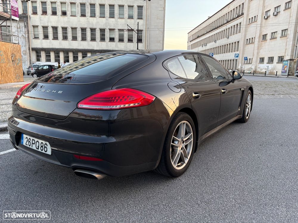 Porsche Panamera 3.0 V6 - 5