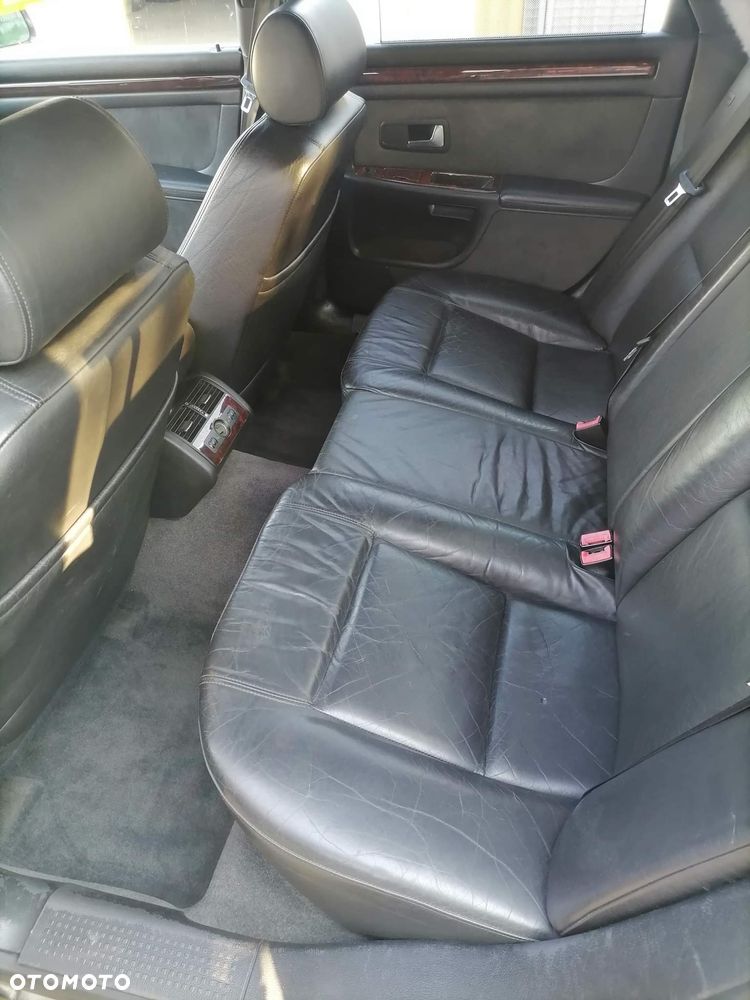 Audi S8 - 7