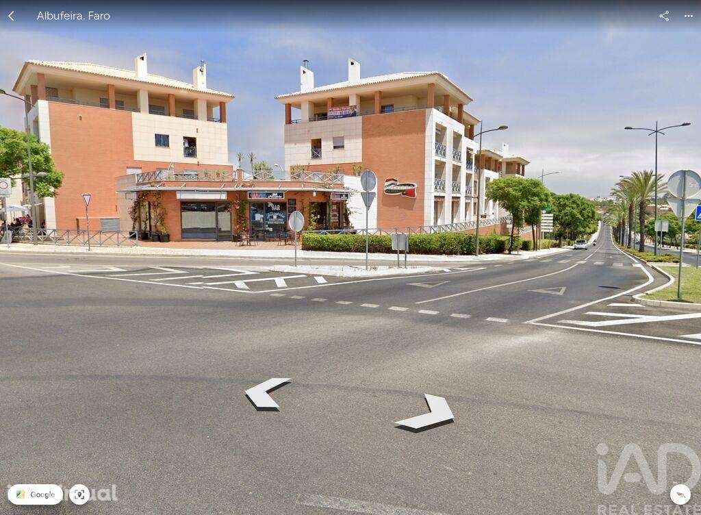Loja / Estabelecimento Comercial em Albufeira e Olhos de Água de 52,00 - Grande imagem: 3/8