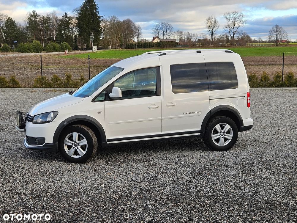 Volkswagen Caddy Cross Trendline 4Motion DSG - 11