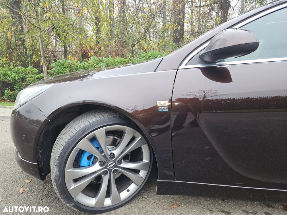 Opel Insignia 2.0 CDTI Sports Tourer 4x4 ecoFLEX St./St Active - 11