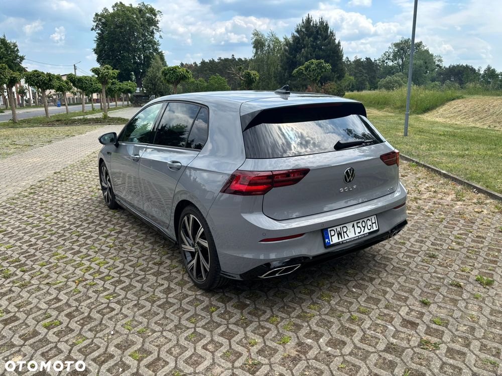 Volkswagen Golf 1.5 eTSI mHEV R-Line DSG - 10