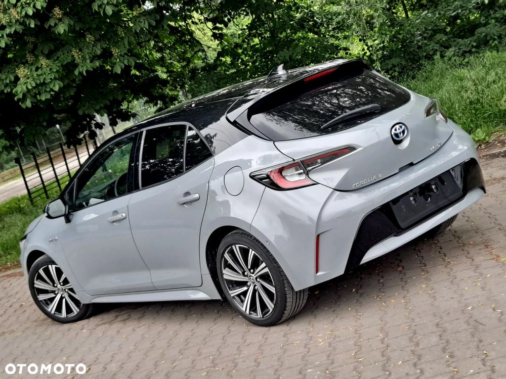 Toyota Corolla - 23