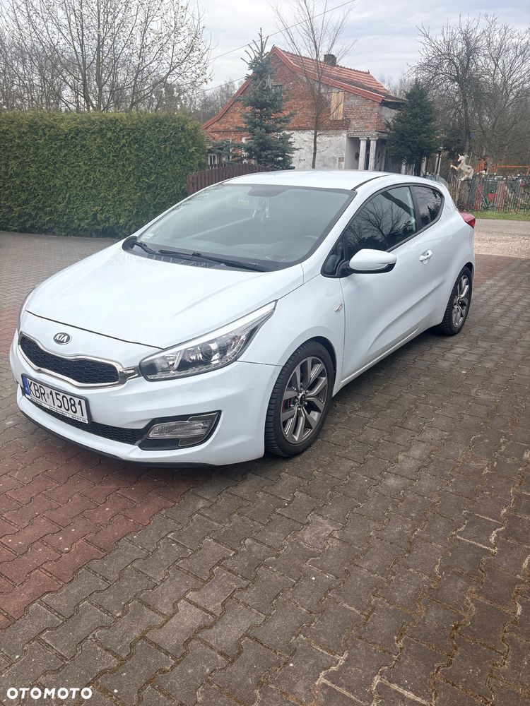 Kia Ceed - 1