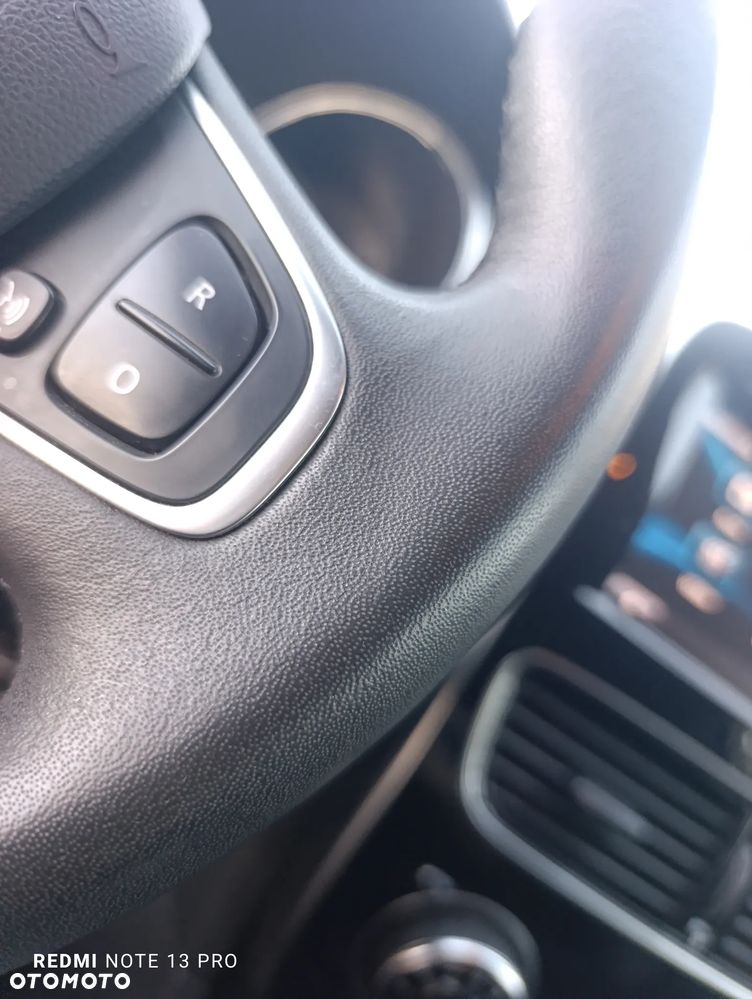 Renault Clio 1.2 16V Limited Plus - 23