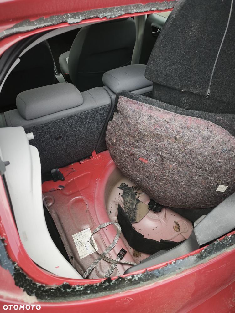 Seat Ibiza 1.6 16V Stylance - 3