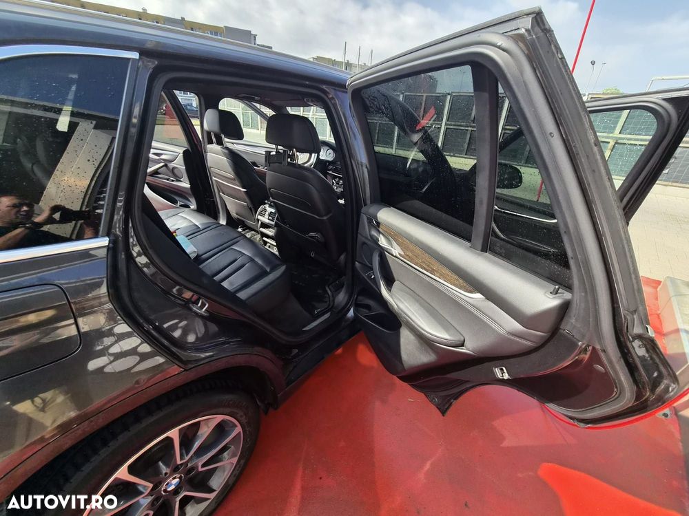 BMW X5 xDrive30d - 7