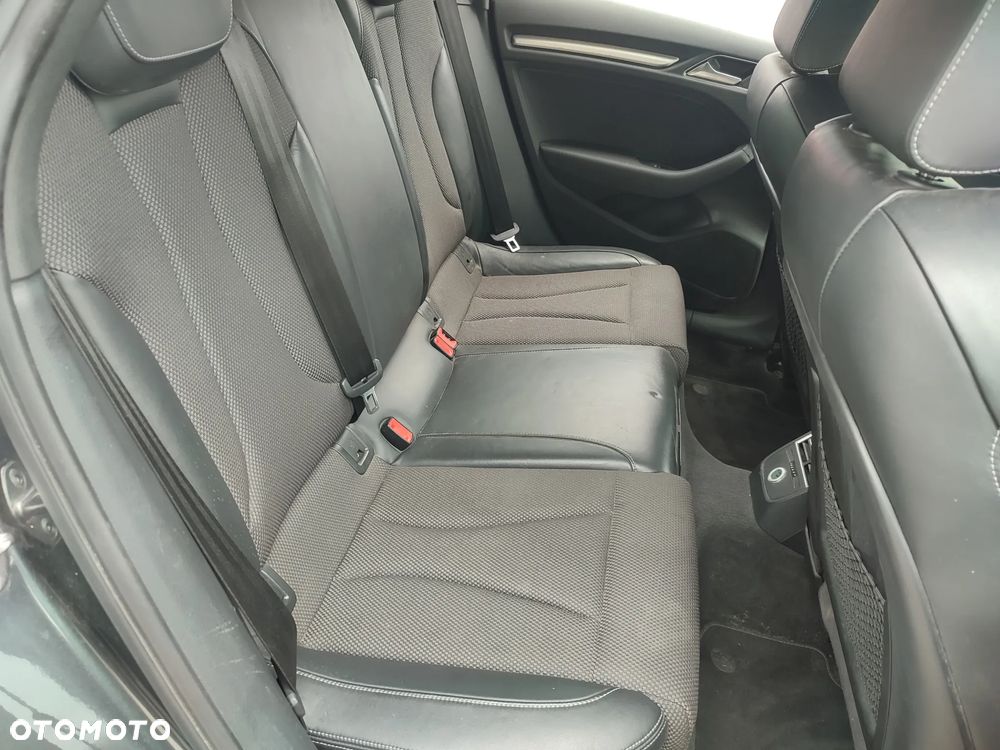 Audi A3 Sportback 2.0 TDI (clean diesel) quattro S tronic S line Sportpaket - 20