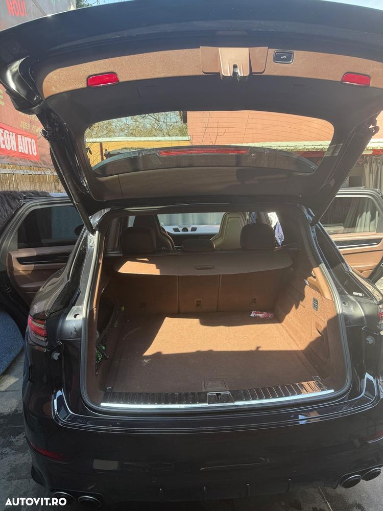 Porsche Cayenne S Tiptronic S - 3