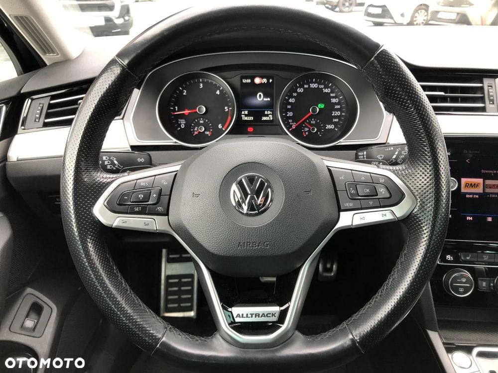 Volkswagen Passat Alltrack 2.0 TDI SCR 4Motion DSG - 14
