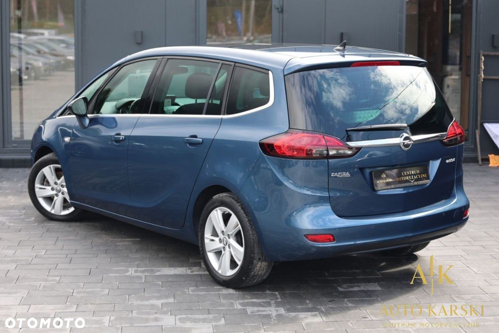 Opel Zafira - 10