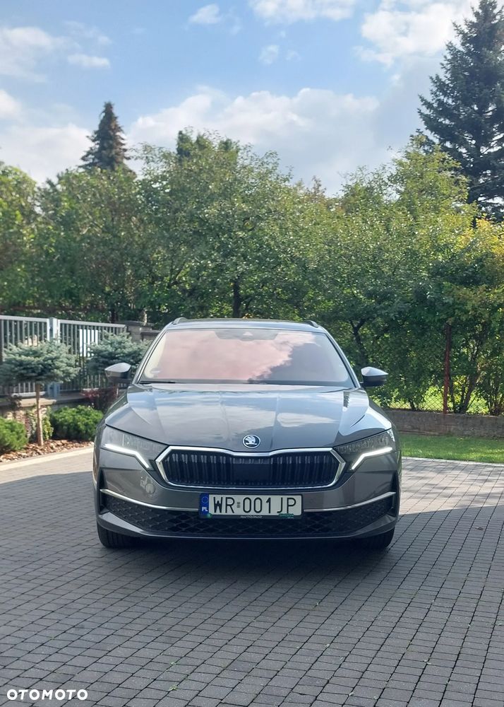 Skoda Octavia 2024 photo 3