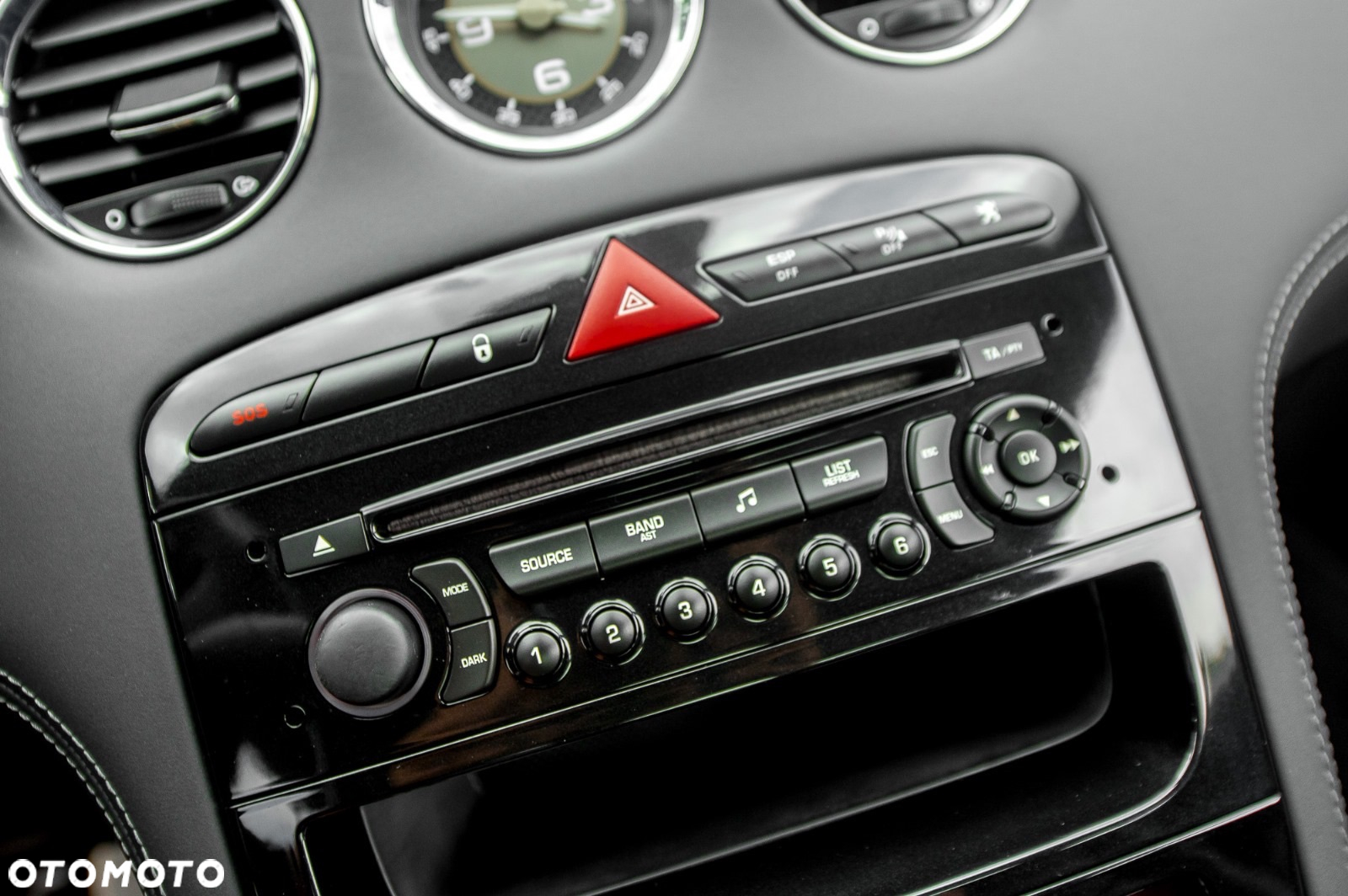 Peugeot RCZ 1.6 200 THP - 33