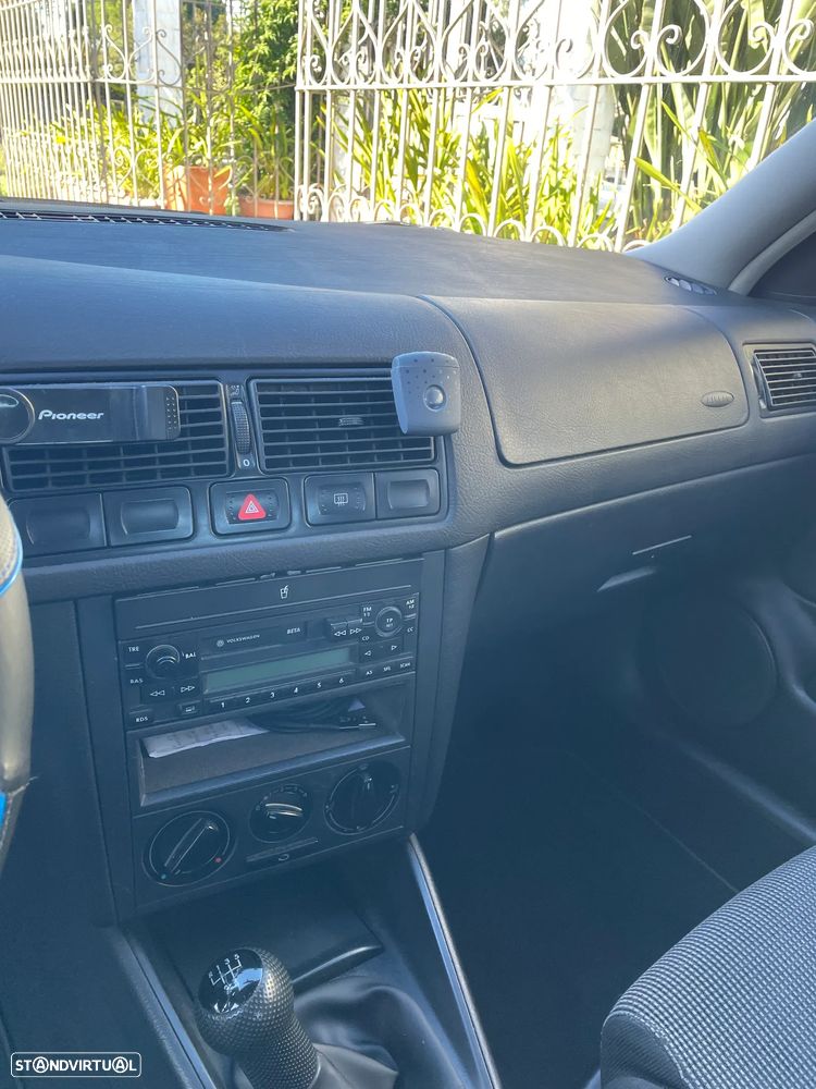 VW Golf 1.9 TDi Highline - 10