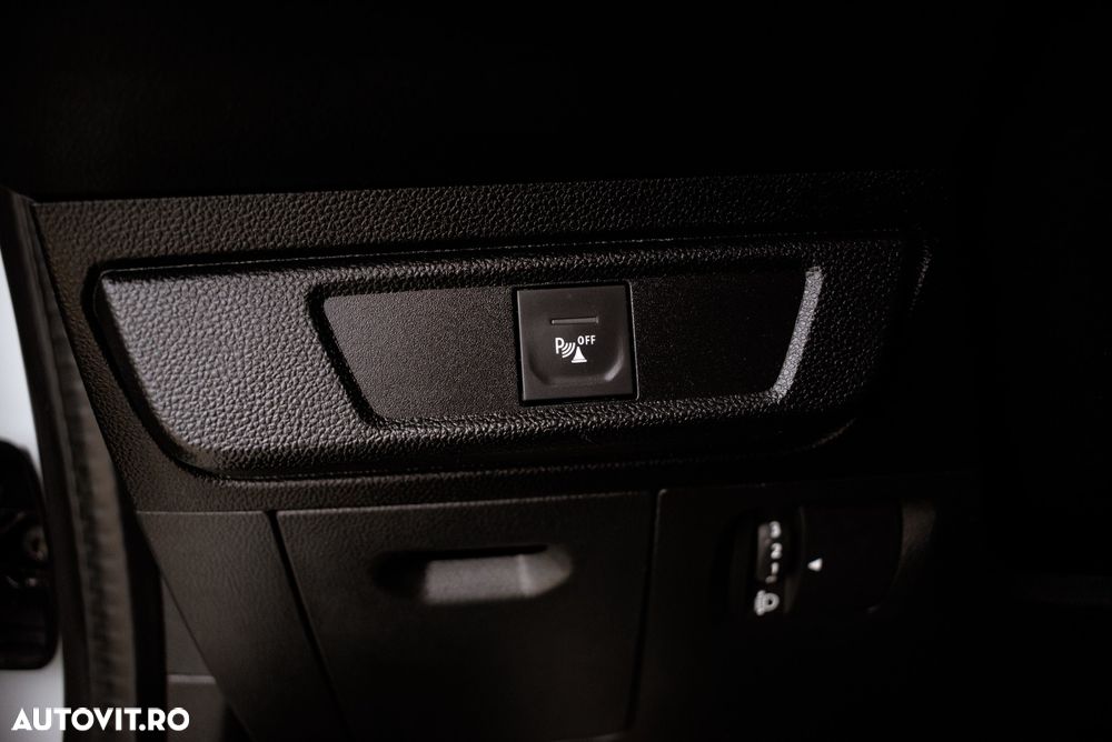 Dacia Logan TCe 90 MT6 Comfort - 30