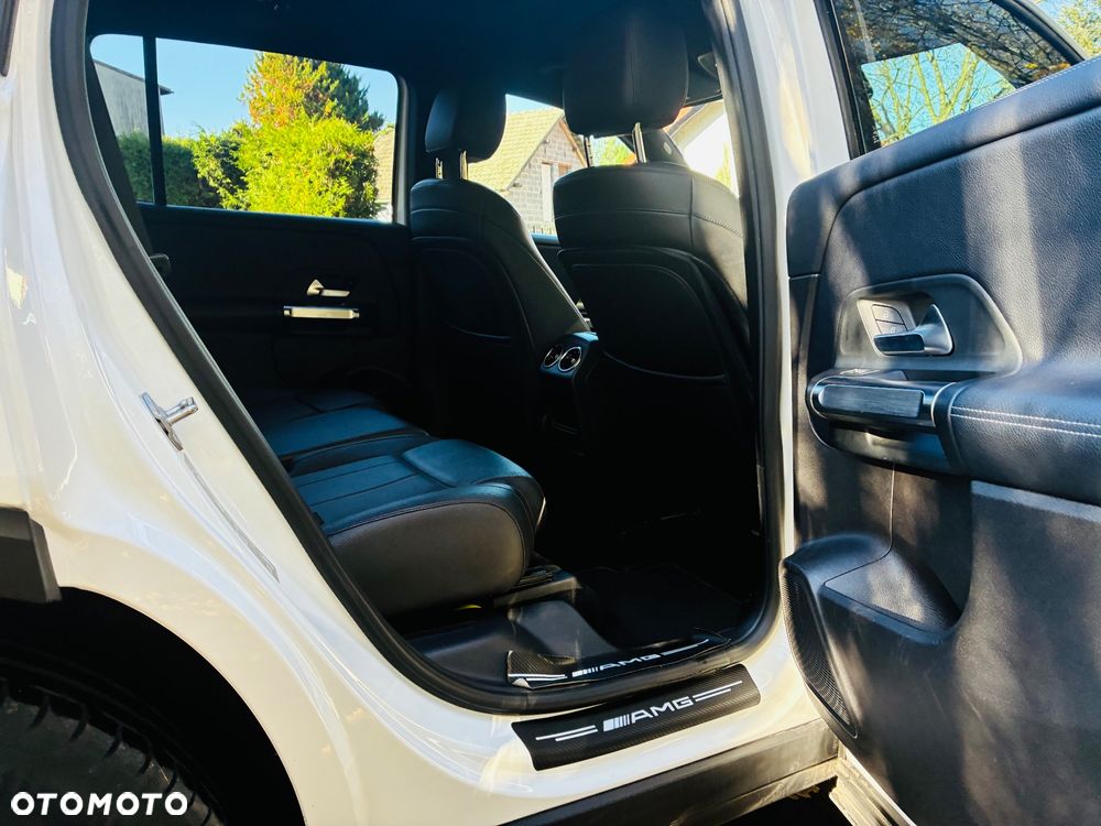 Mercedes-Benz GLB 250 4-Matic 8G-DCT - 8