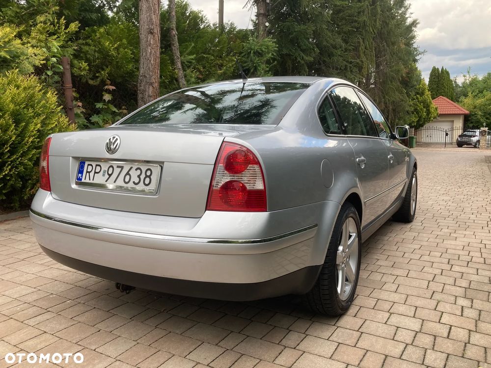 Volkswagen Passat 1.8T Highline Tiptr - 9