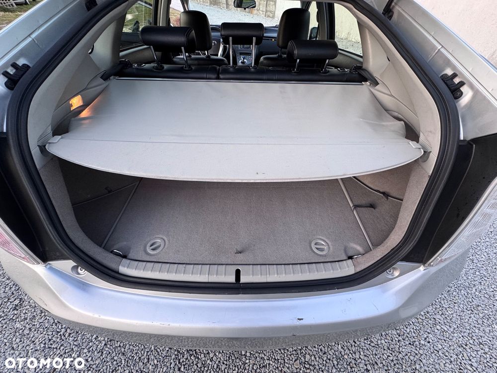 Toyota Prius (Hybrid) Executive - 7