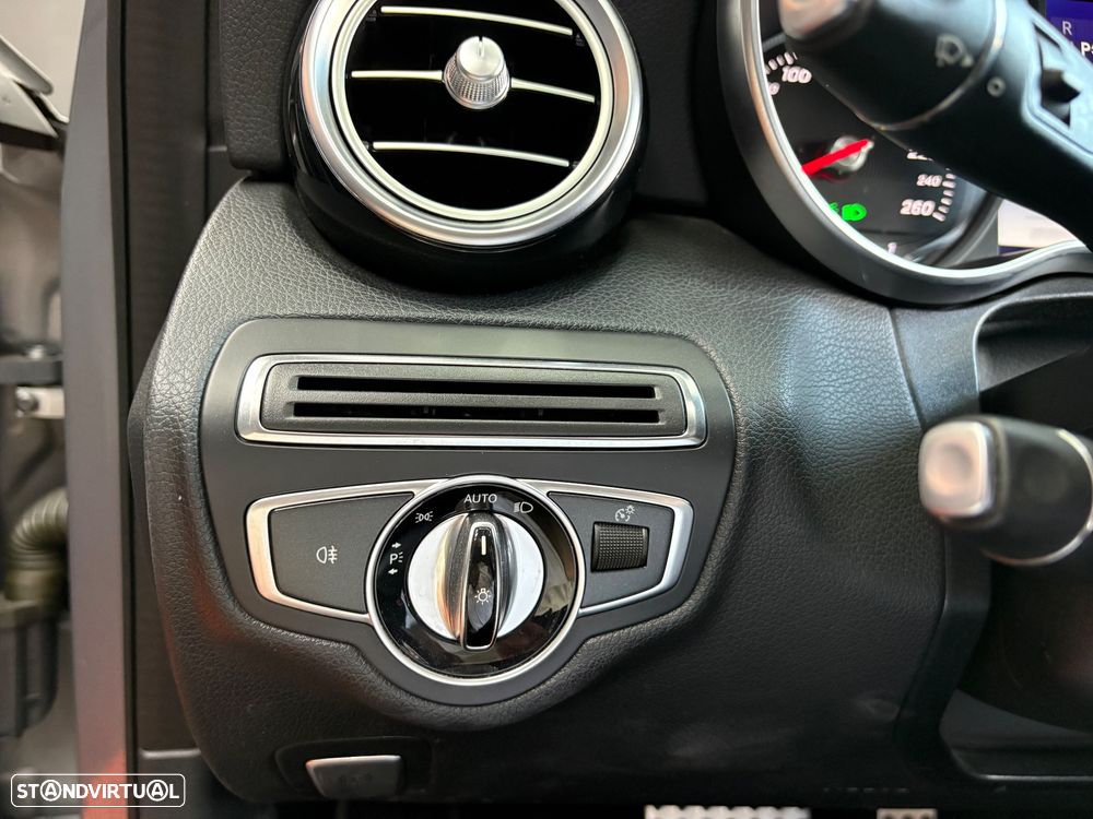 Mercedes-Benz C 220 d 4Matic Station 7G-TRONIC AMG Line - 44