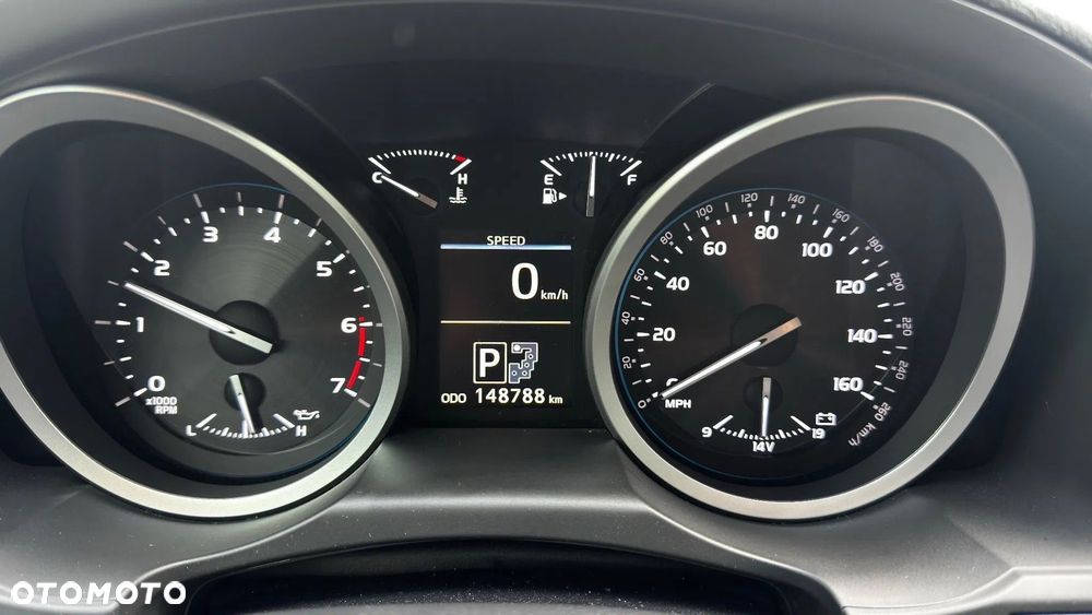 Toyota Land Cruiser - 15