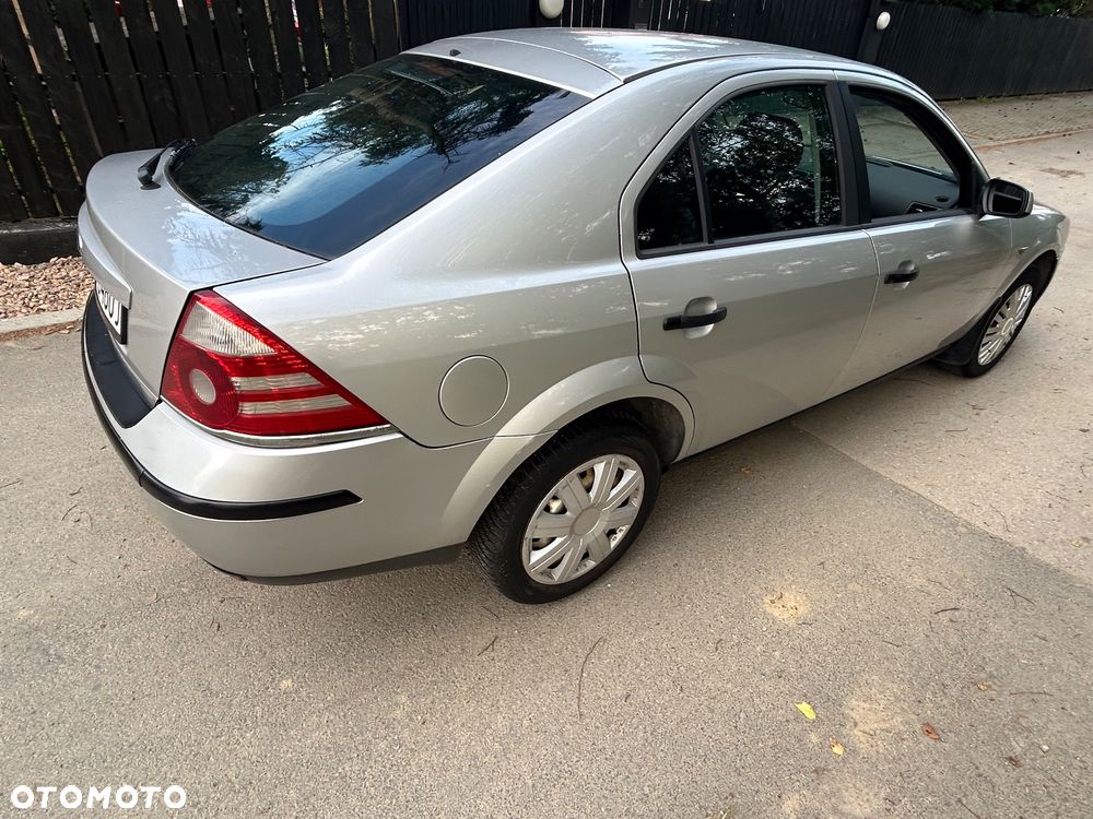 Ford Mondeo - 16