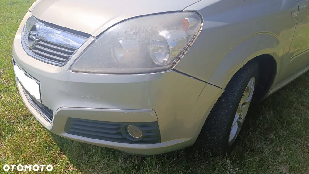 Opel Zafira 1.8 Cosmo - 12