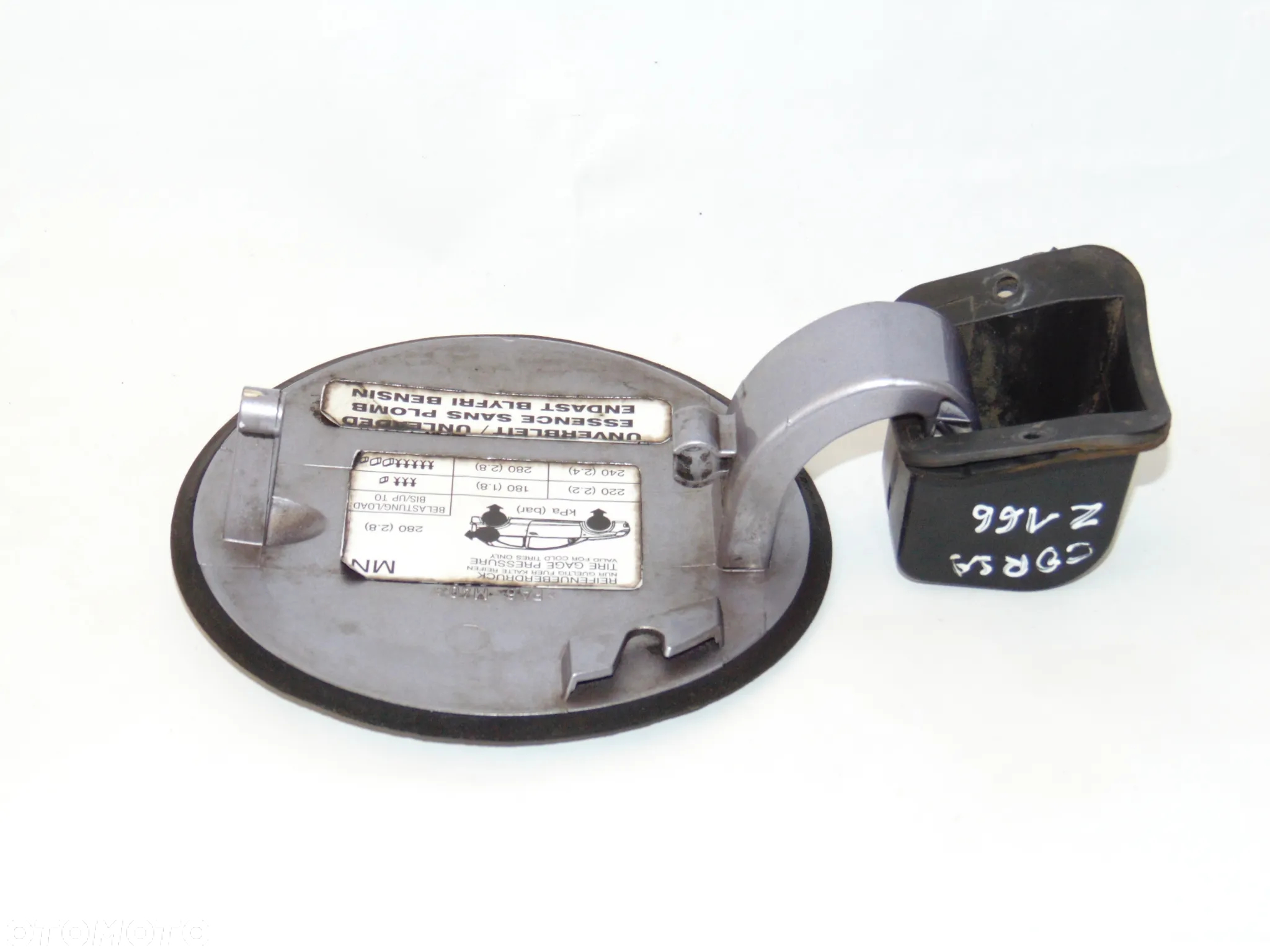 ORYGINAŁ klapa klapka korek wlewu paliwa 09164237 Z547 Z166 Opel Corsa C 00-06r - 4