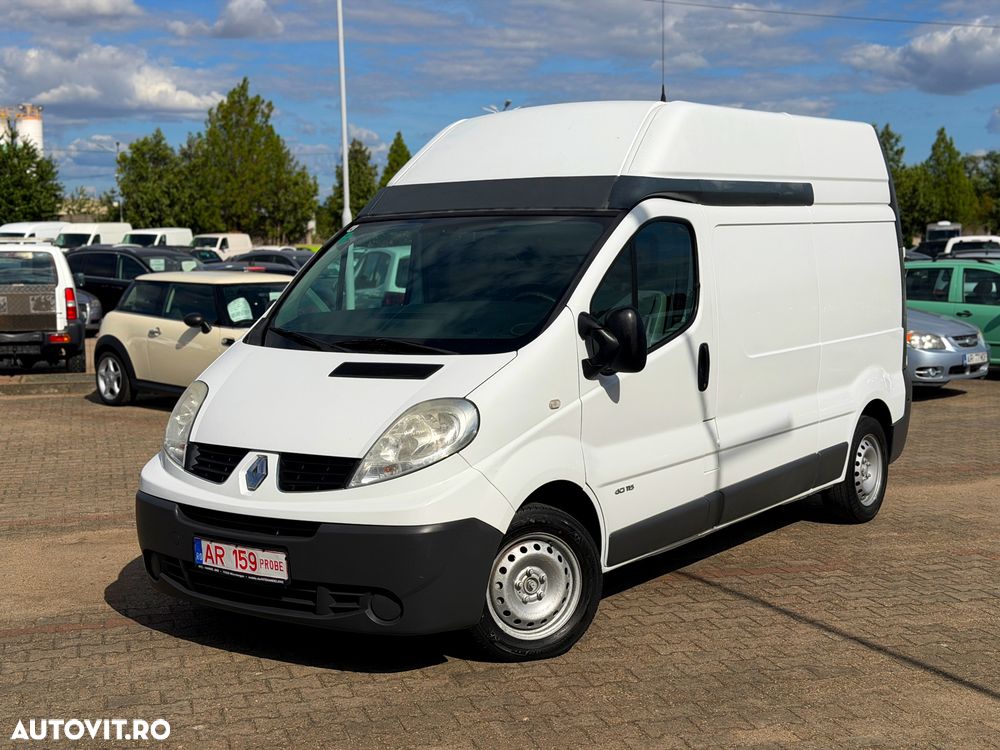 Renault Trafic - 1