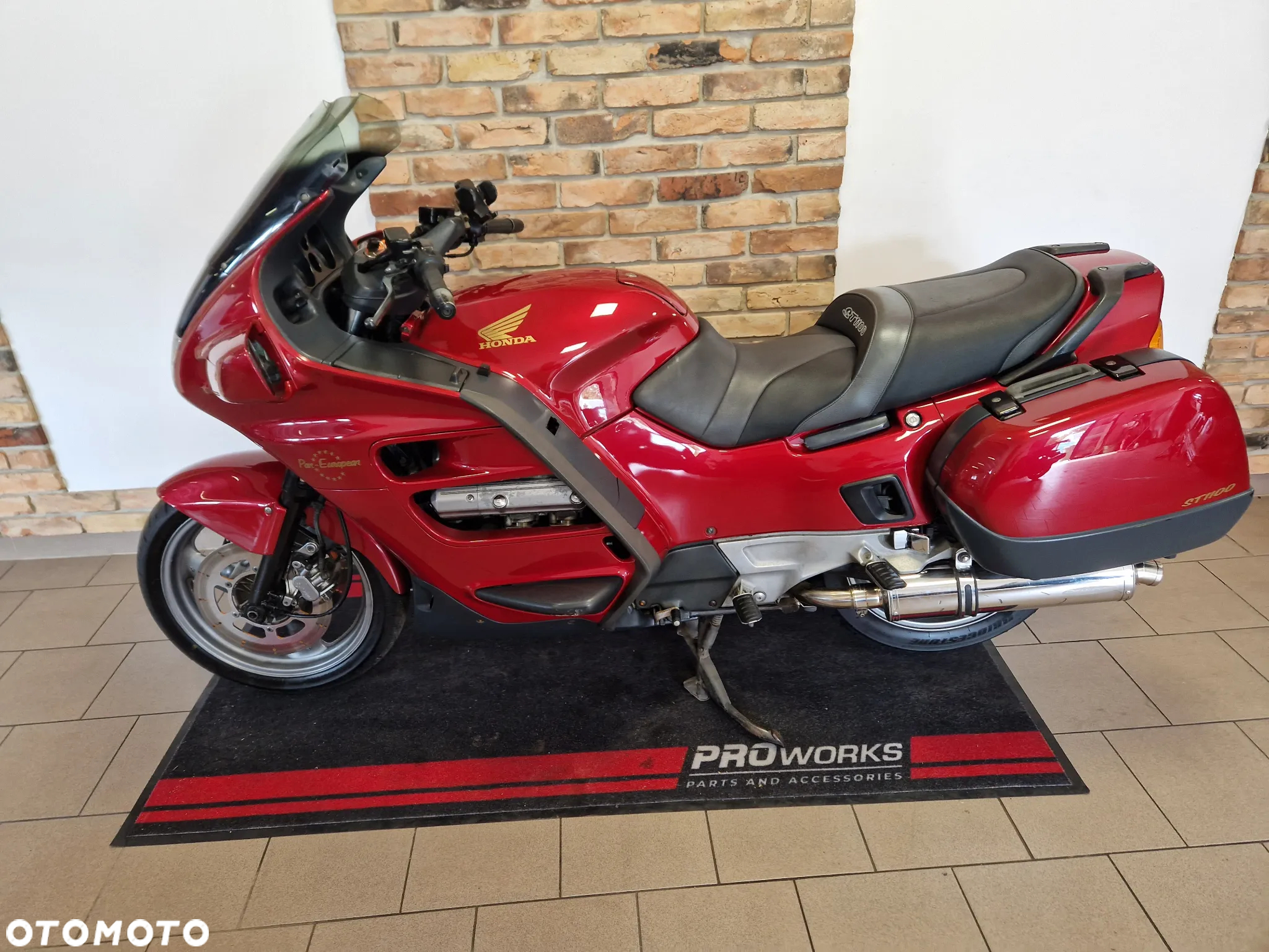 Honda ST - 5
