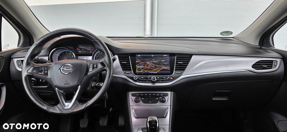 Opel Astra 1.4 Turbo Edition - 10