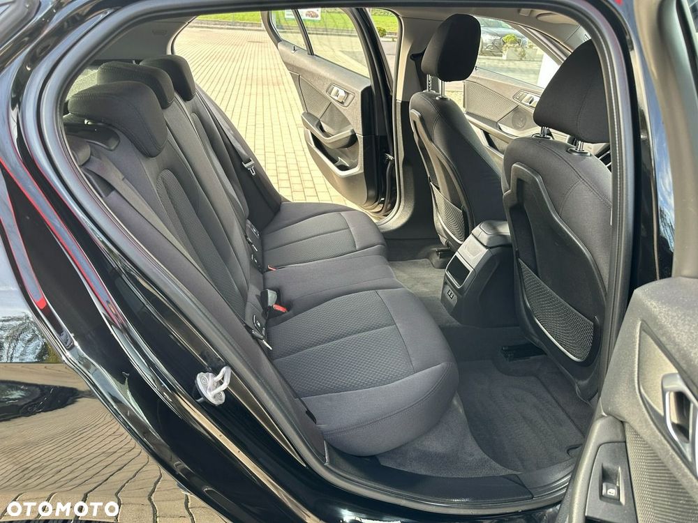 BMW Seria 1 118i Advantage - 13