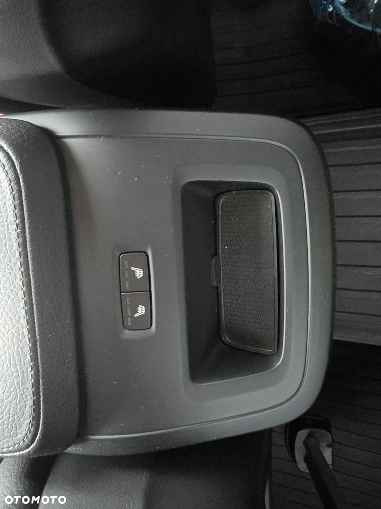 Volvo V90 D4 AWD Inscription - 15