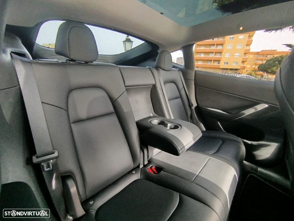 Tesla Model Y Long Range Tração Integral - 15