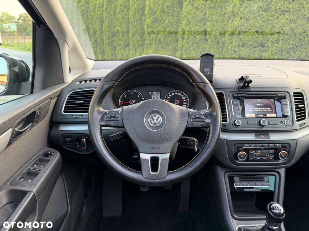 Volkswagen Sharan - 15