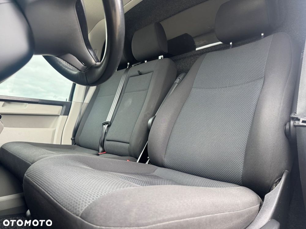 Volkswagen Transporter - 14