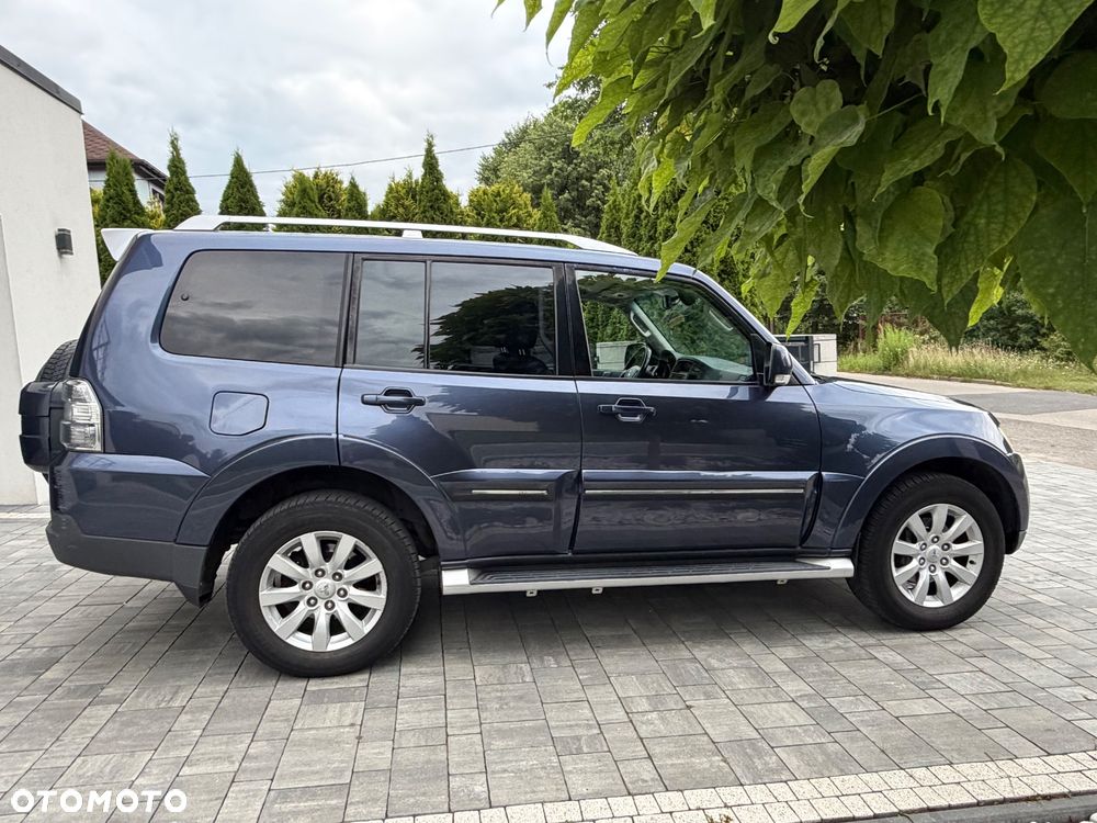 Mitsubishi Pajero 3.8 V6 Automatik Instyle - 9