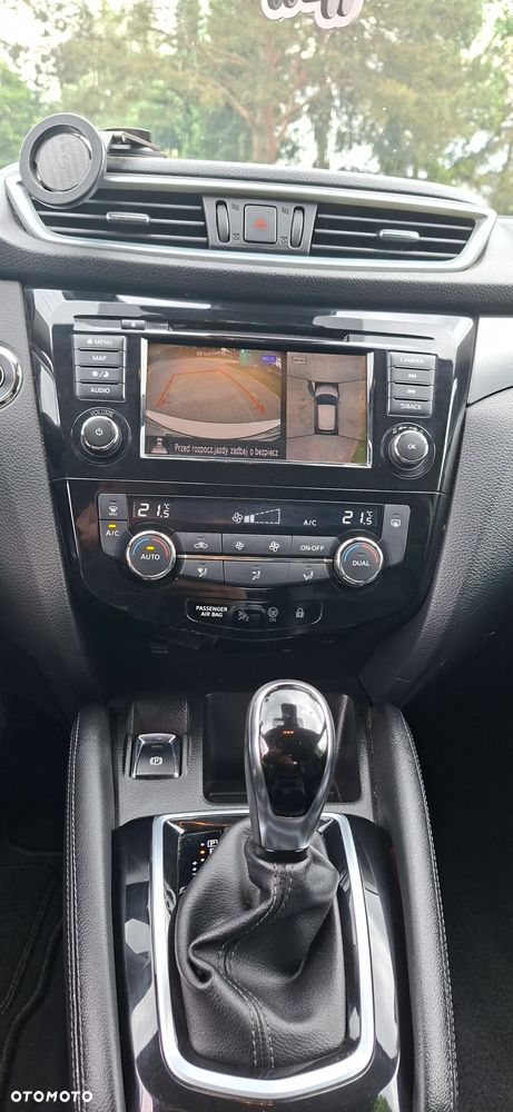 Nissan Qashqai 1.3 DIG-T N-Connecta DCT - 12