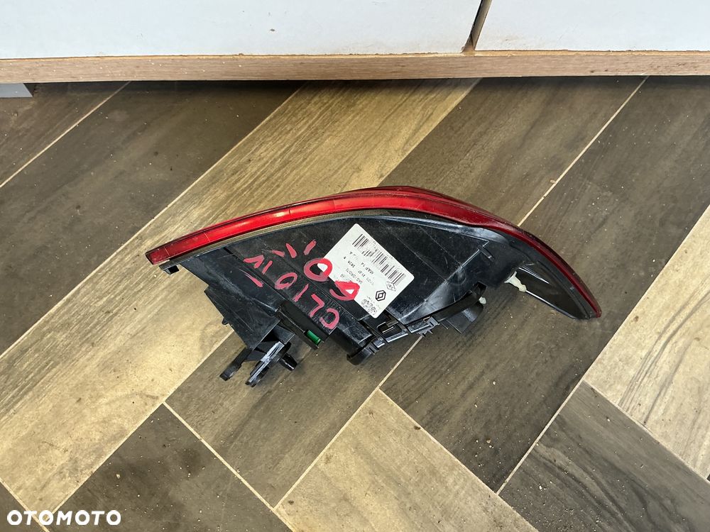 RENAULT CLIO IV LAMPA PRAWA TYŁ PRAWY TYŁ - 3