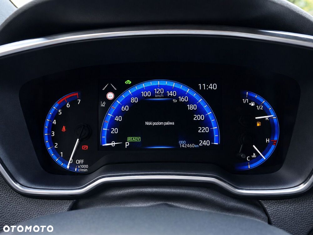 Toyota Corolla 1.8 Hybrid Comfort - 18
