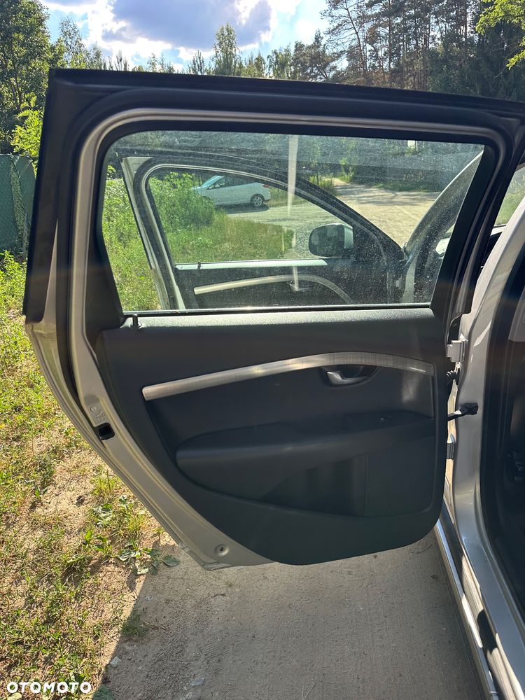 Volvo V70 2.0 - 10