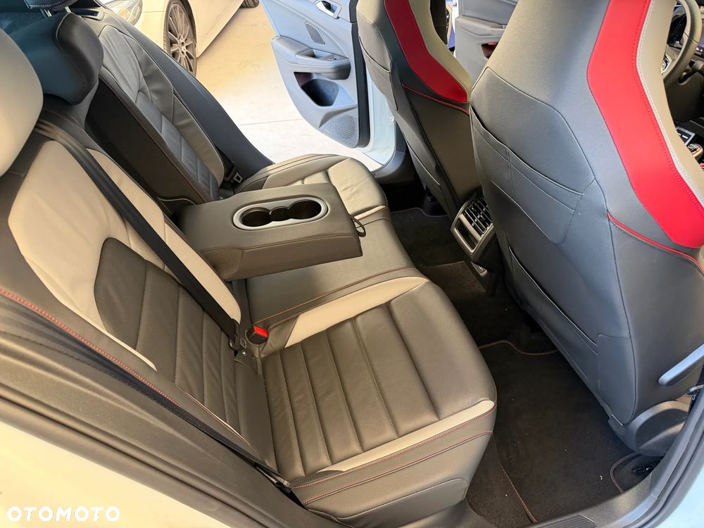 Volkswagen Golf 2.0 TSI BMT GTI Performance - 9