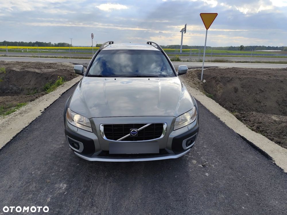 Volvo XC 70 D5 AWD Summum - 2