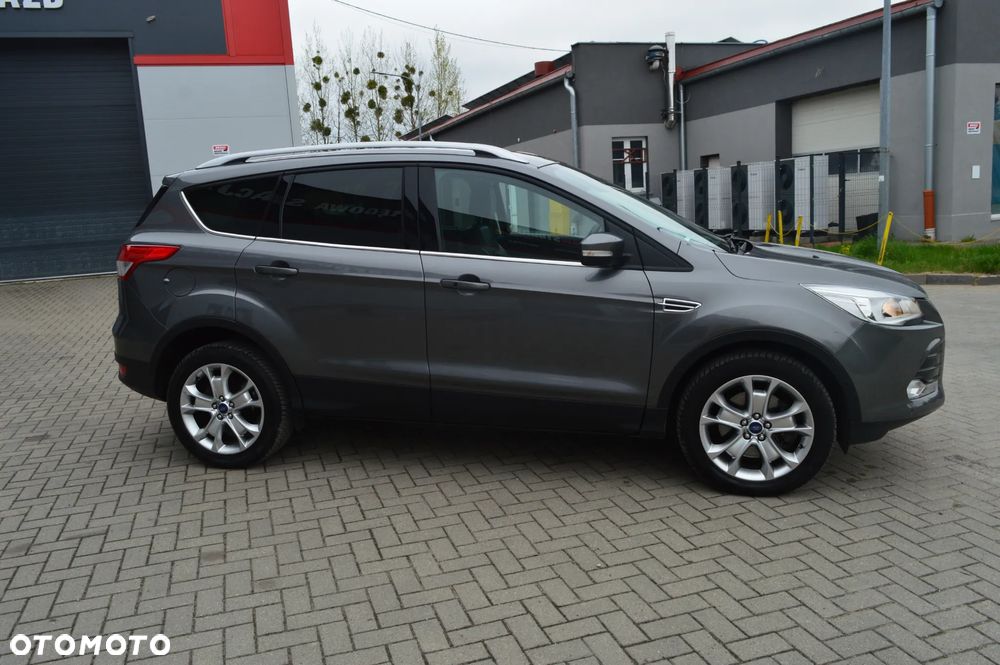Ford Kuga 2.0 TDCi 4x4 Titanium - 10