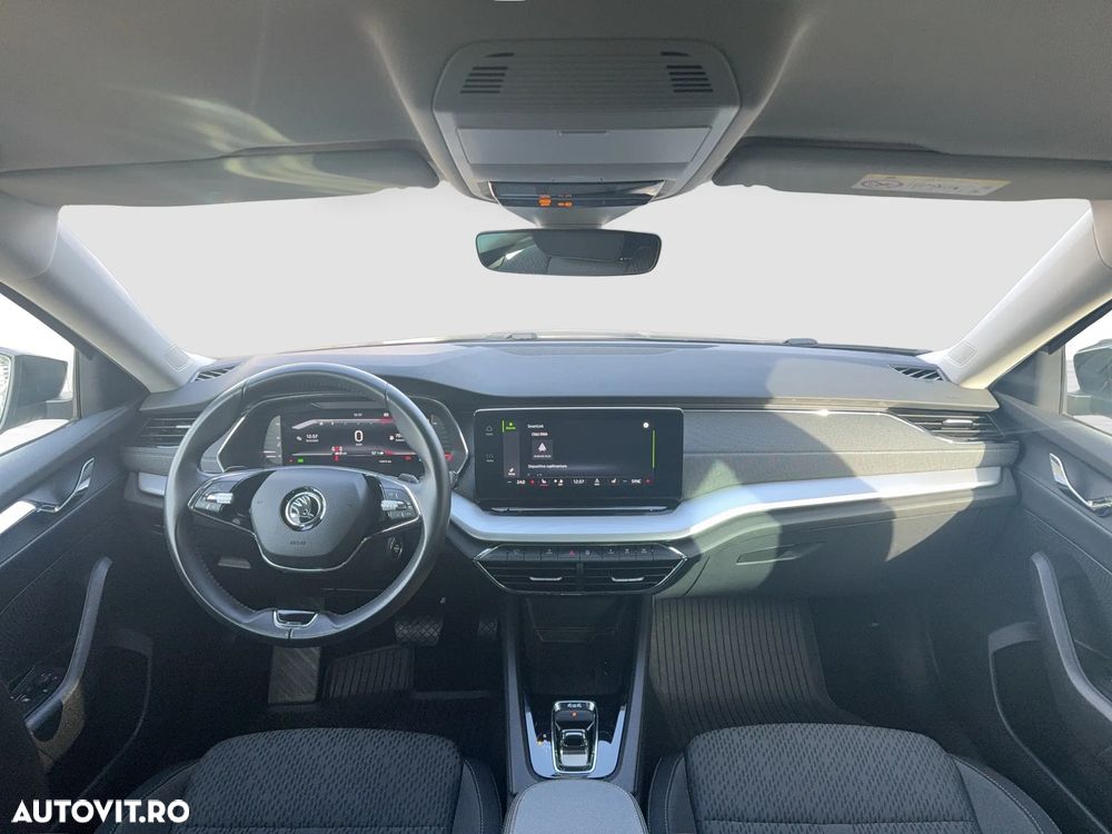 Skoda Octavia 2.0 TDI DSG 4X4 Style - 10