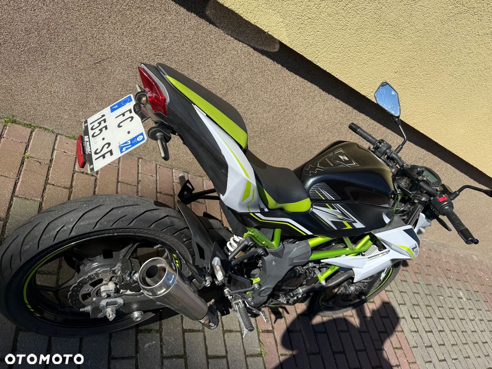 Kawasaki Z - 7