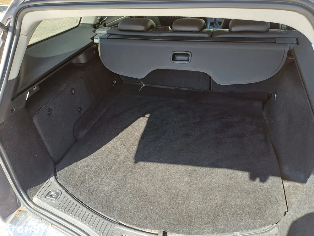 Ford Mondeo 2.0 TDCi Titanium S - 9