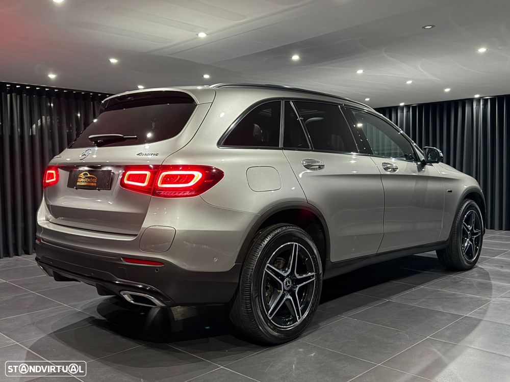 Mercedes-Benz GLC 300 de 4Matic 9G-TRONIC AMG Line - 9