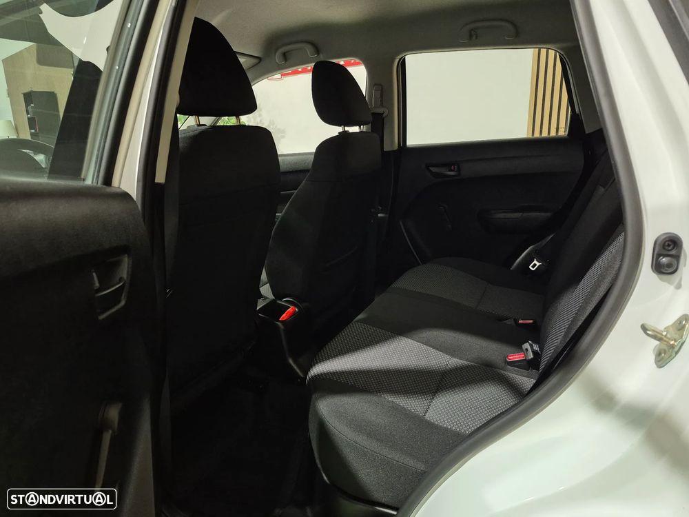 Suzuki Vitara 1.6 VVT GLX - 19