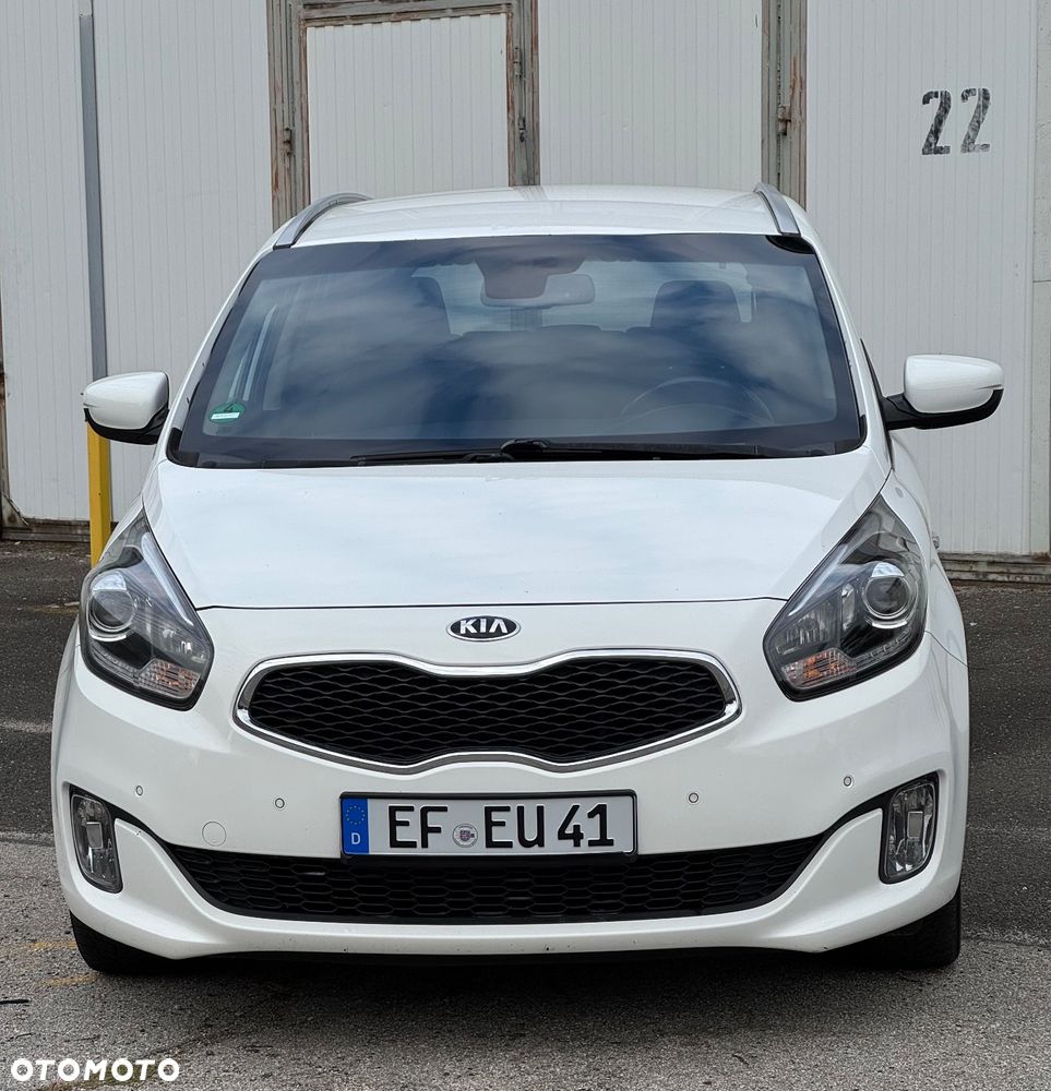 Kia Carens 1.7 CRDi 115 Dream Team Edition - 4